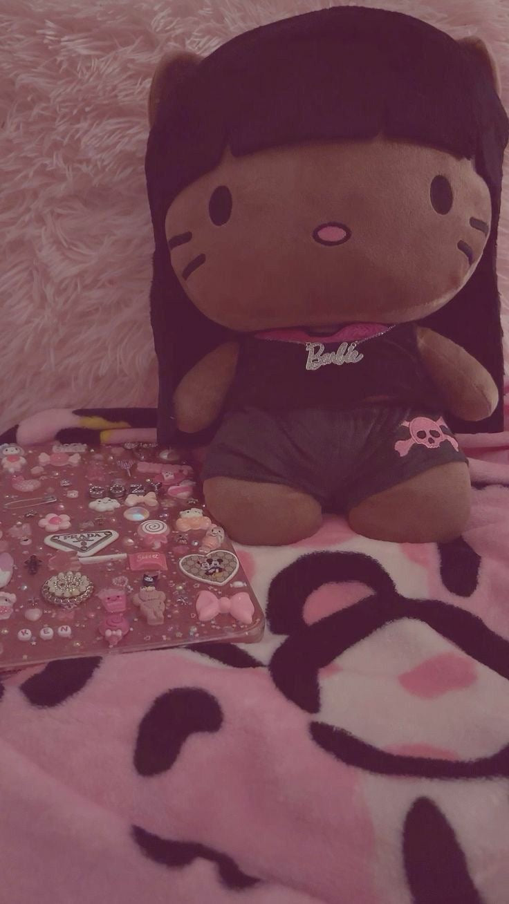 Nicki Minaj Hello Kitty *̃ ‿*̃